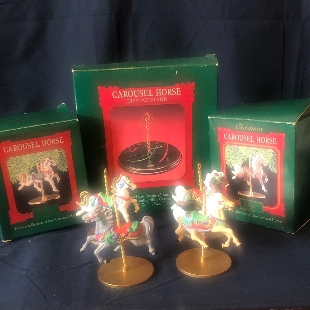 Hallmark carousel horses with display stand complete 1989 set new old stock